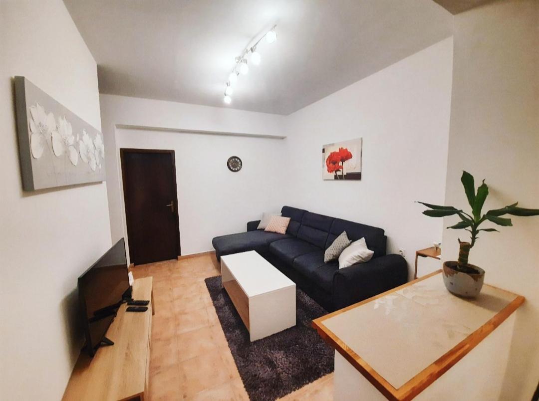 PUY Apartment Nena Near The City Center With Free Parking מראה חיצוני תמונה